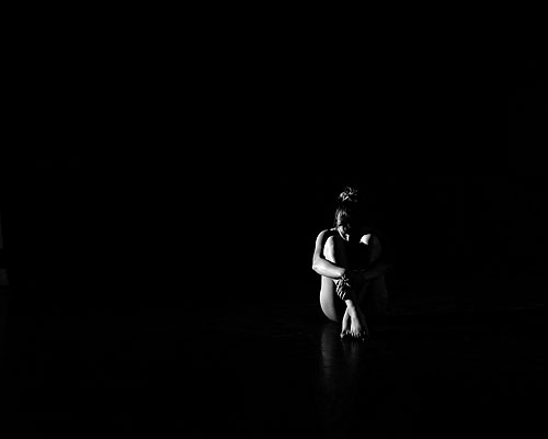 20070324183524-alone.jpg